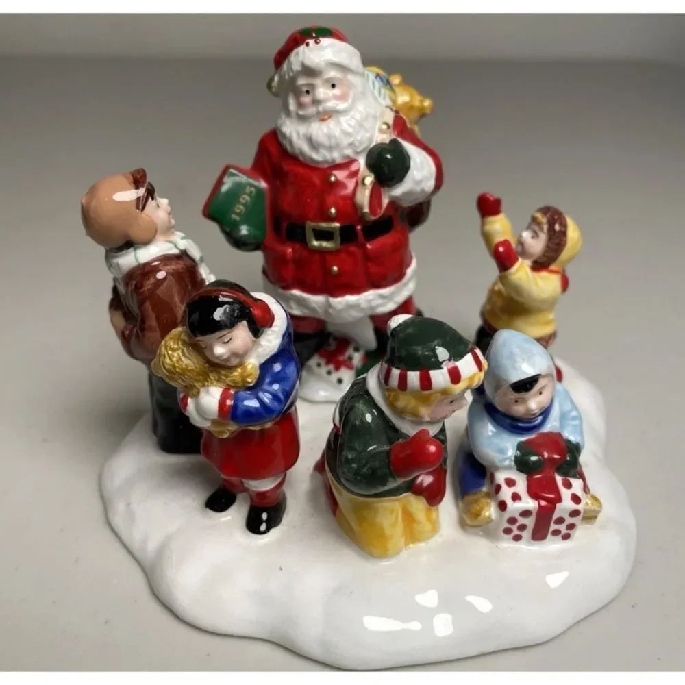 Vintage 1995 Department 56 Original Snow Village Santa Comes To Town ~ NIB